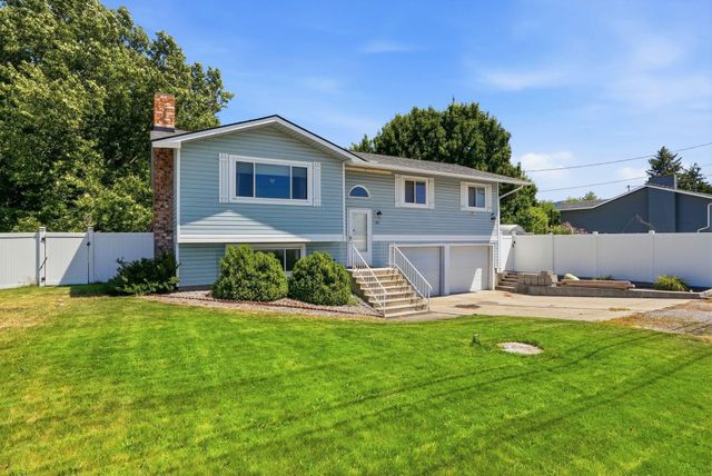 211 S Barker Rd, Spokane Valley, WA 99016