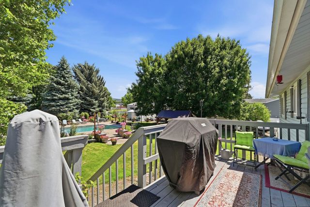 211 S Barker Rd, Spokane Valley, WA 99016