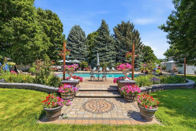 211 S Barker Rd, Spokane Valley, WA 99016