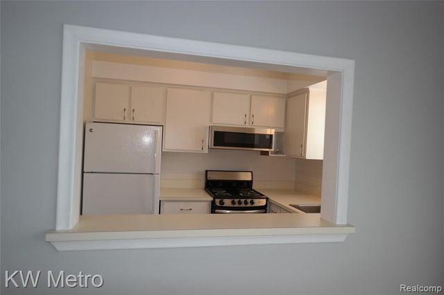 630 Ann Street 8, Birmingham, MI 48009