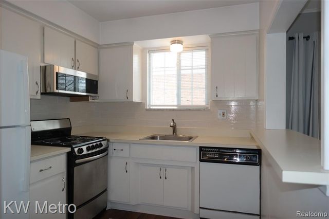 630 Ann Street 8, Birmingham, MI 48009