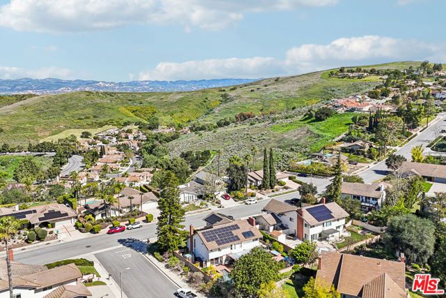 2136 Mccrea Road, Thousand Oaks, CA 91362