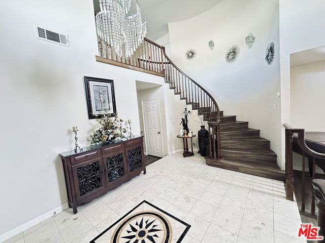 2136 Mccrea Road, Thousand Oaks, CA 91362