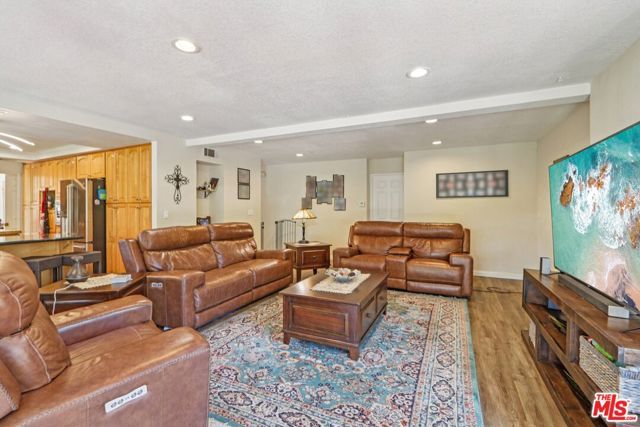 2136 Mccrea Road, Thousand Oaks, CA 91362