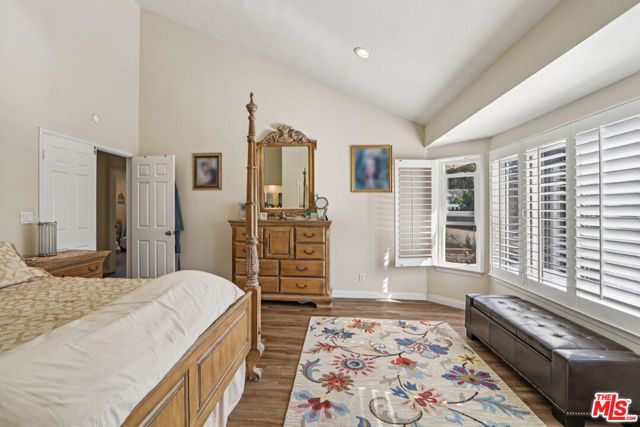 2136 Mccrea Road, Thousand Oaks, CA 91362