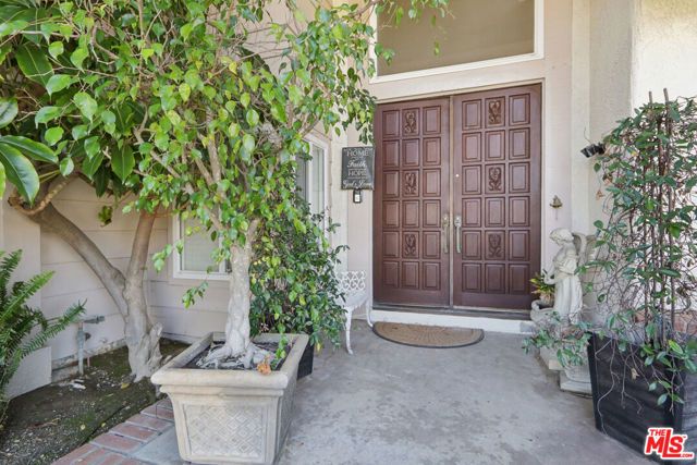 2136 Mccrea Road, Thousand Oaks, CA 91362