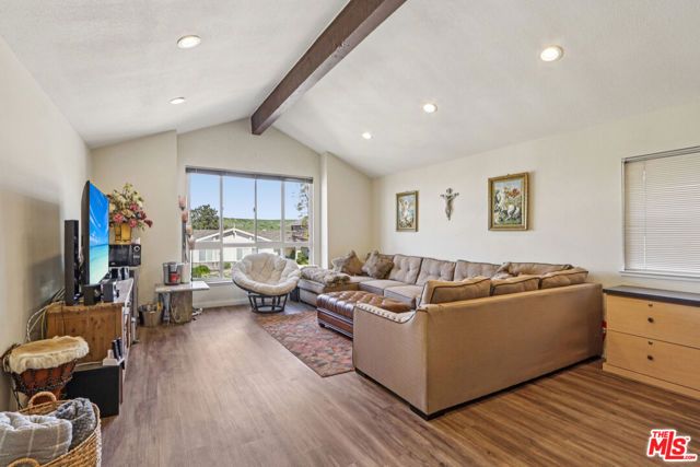 2136 Mccrea Road, Thousand Oaks, CA 91362