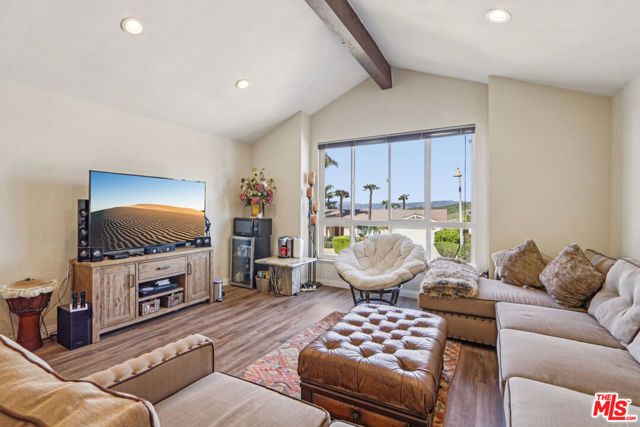 2136 Mccrea Road, Thousand Oaks, CA 91362