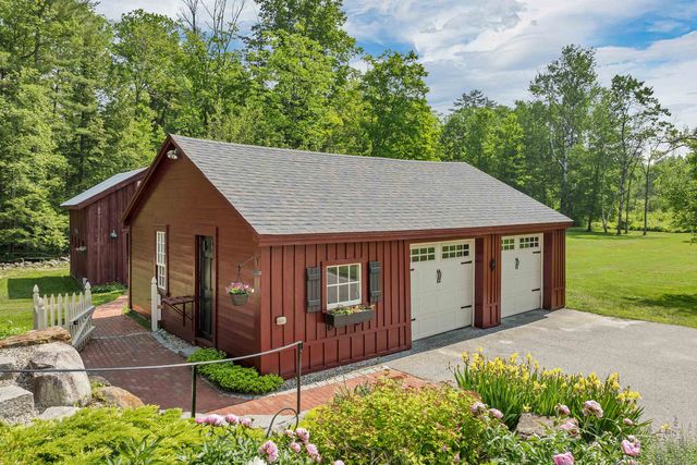 38 Water Street, Bradford, NH 03221
