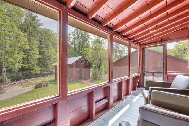 38 Water Street, Bradford, NH 03221