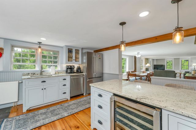 38 Water Street, Bradford, NH 03221