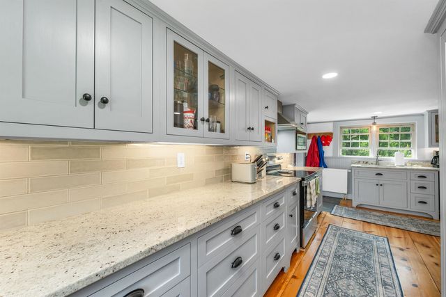38 Water Street, Bradford, NH 03221