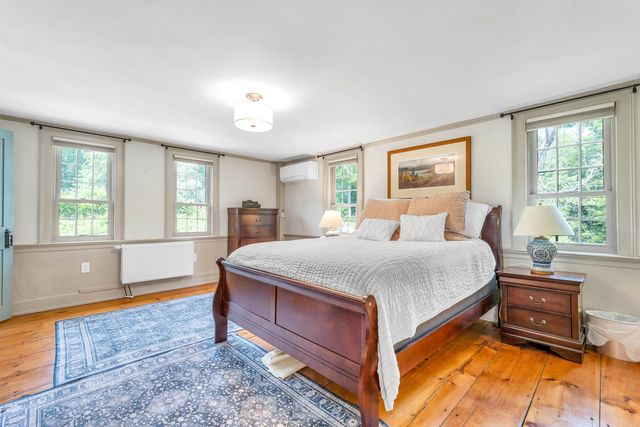 38 Water Street, Bradford, NH 03221