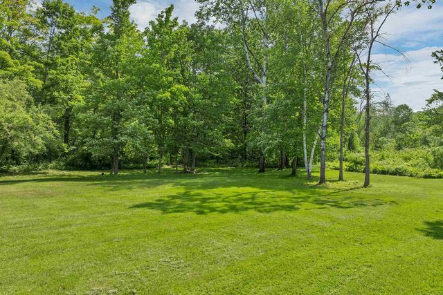 38 Water Street, Bradford, NH 03221
