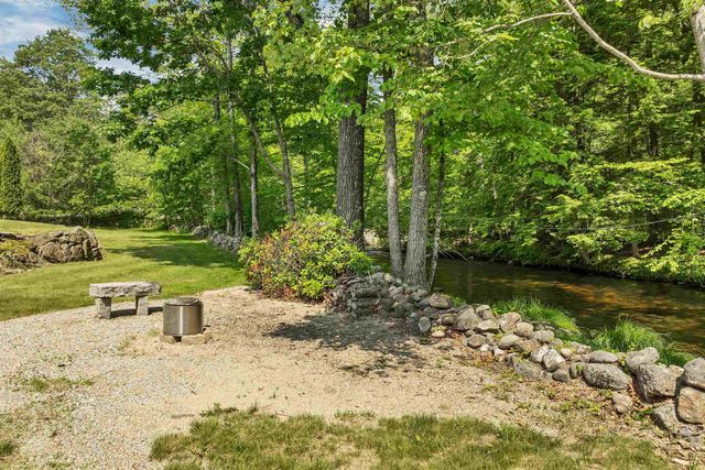 38 Water Street, Bradford, NH 03221