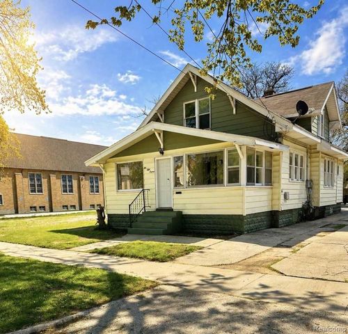 657 Allen Avenue, Muskegon, MI 49442