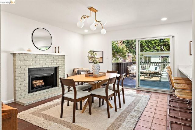 1011 Pomona Ave, Albany, CA 94706