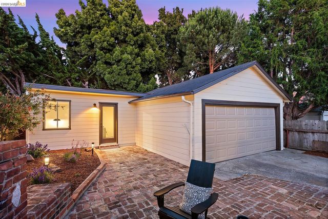 1011 Pomona Ave, Albany, CA 94706