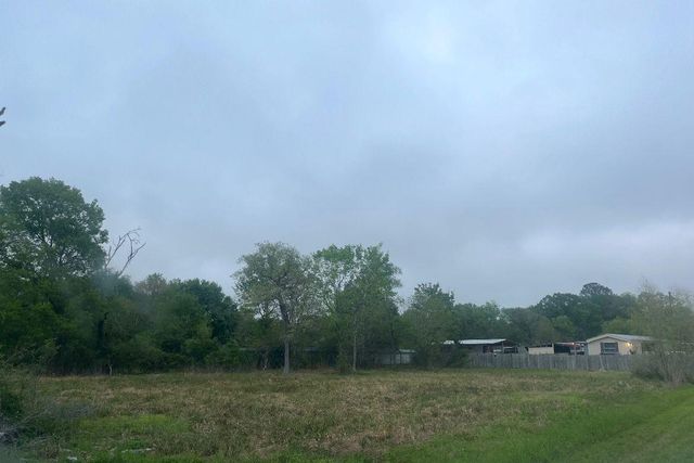 0 West Road, Hempstead, TX 77445