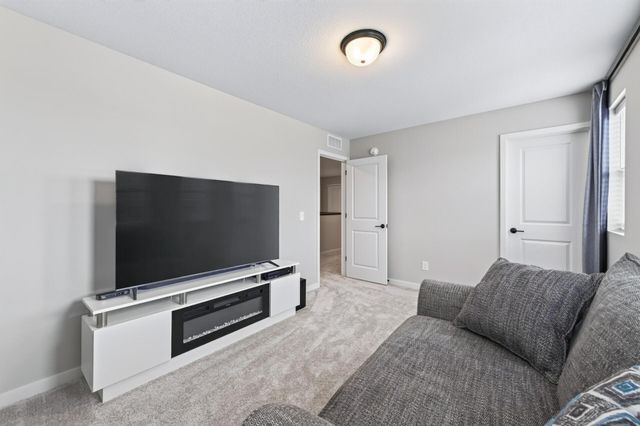 6178 Highland Hills Circle S, Cottage Grove, MN 55016