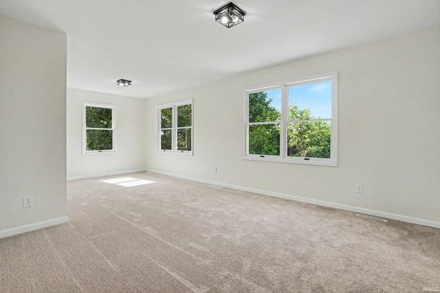 30111 Wyndtree Boulevard, Elkhart, IN 46516
