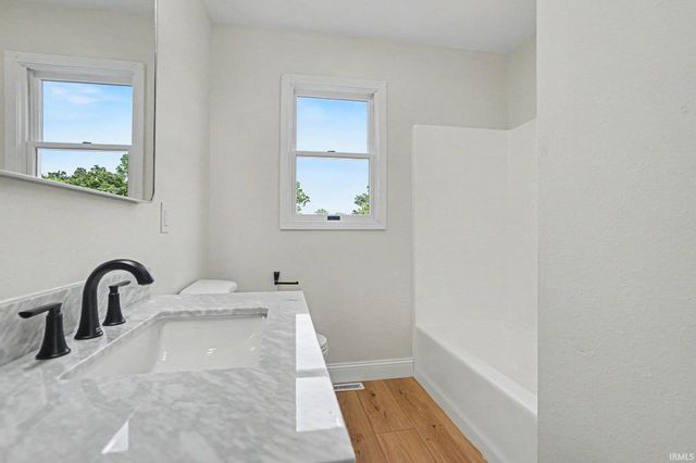 30111 Wyndtree Boulevard, Elkhart, IN 46516