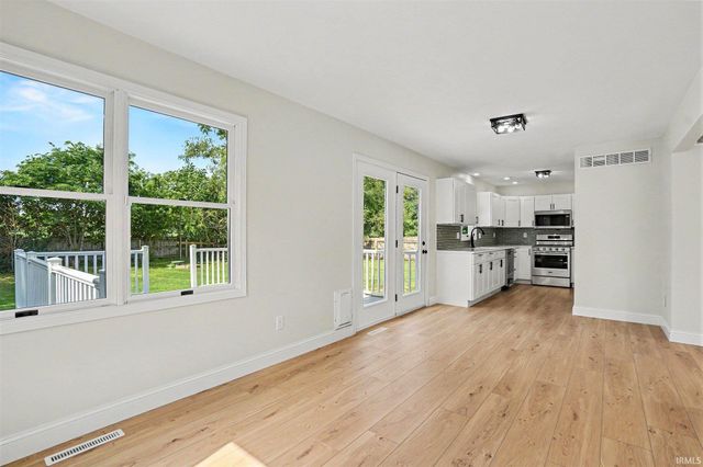 30111 Wyndtree Boulevard, Elkhart, IN 46516