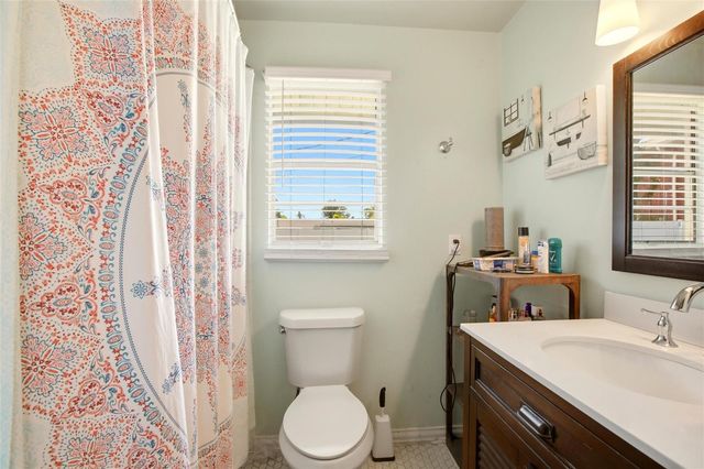 5936 ALBERT PLACE, Sarasota, FL 34231