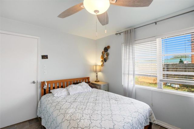 5936 ALBERT PLACE, Sarasota, FL 34231