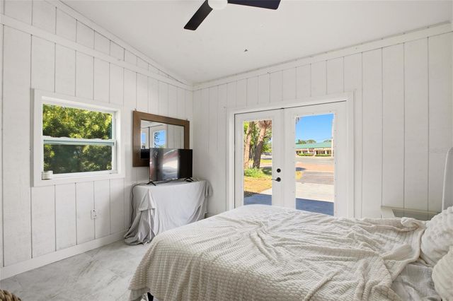 5936 ALBERT PLACE, Sarasota, FL 34231