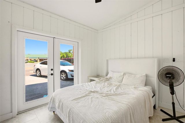 5936 ALBERT PLACE, Sarasota, FL 34231