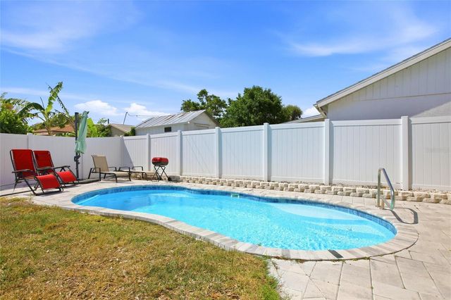 5936 ALBERT PLACE, Sarasota, FL 34231