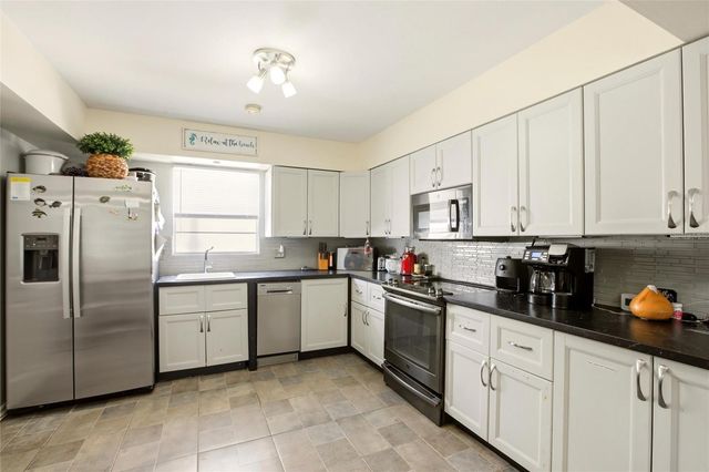 5936 ALBERT PLACE, Sarasota, FL 34231