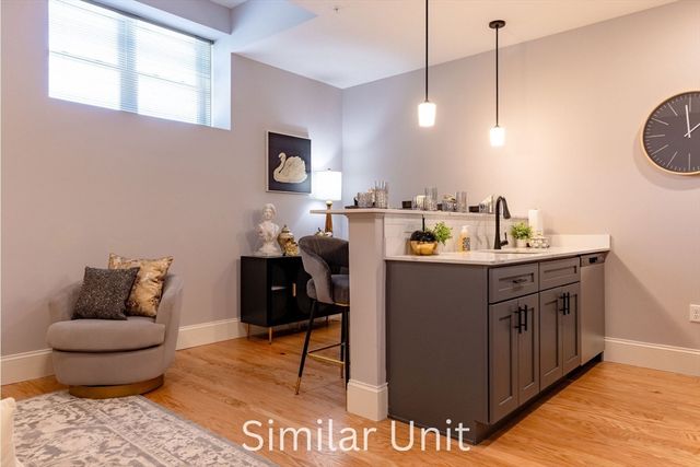 302 Canal Street 7-07, Lawrence, MA 01840