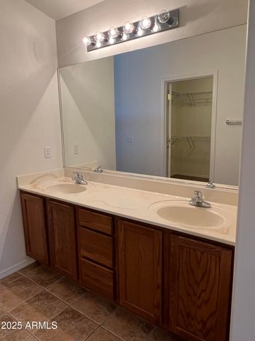 4872 E Meadow Vista Drive, Cornville, AZ 86325