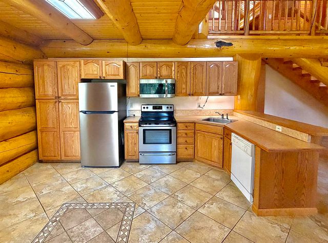 1855 PERSINGER DRIVE, North Pole, AK 99705