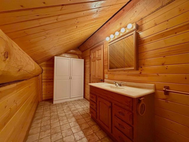 1855 PERSINGER DRIVE, North Pole, AK 99705