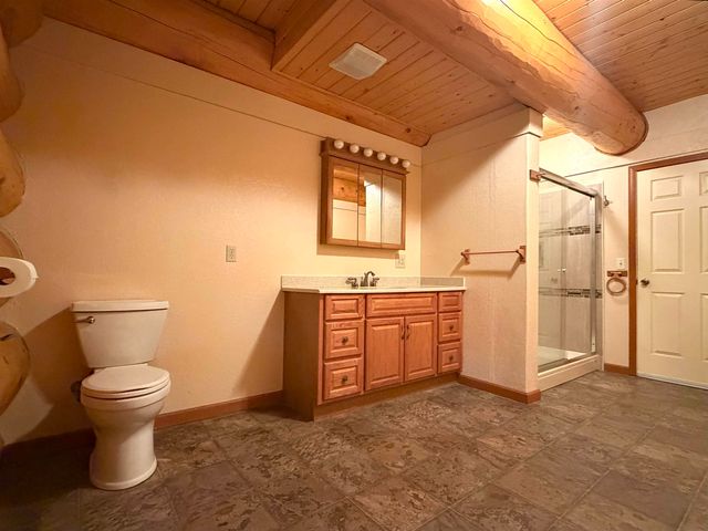 1855 PERSINGER DRIVE, North Pole, AK 99705