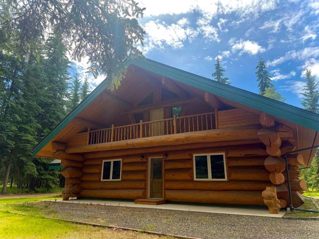1855 PERSINGER DRIVE, North Pole, AK 99705
