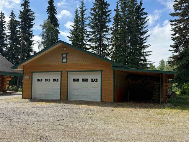 1855 PERSINGER DRIVE, North Pole, AK 99705