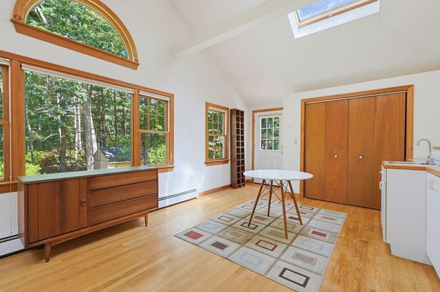 109 Davis Road, Bedford, MA 01730