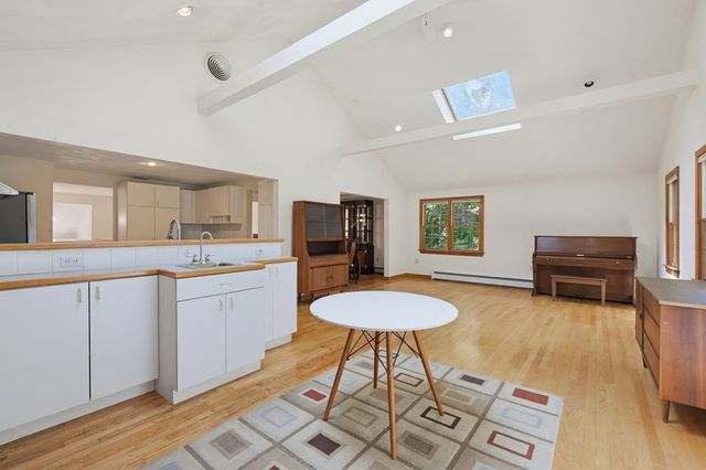109 Davis Road, Bedford, MA 01730
