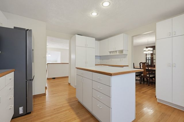 109 Davis Road, Bedford, MA 01730
