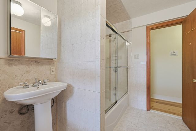 109 Davis Road, Bedford, MA 01730