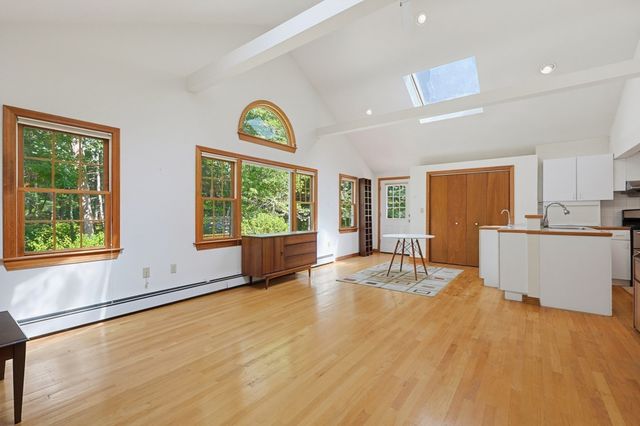 109 Davis Road, Bedford, MA 01730