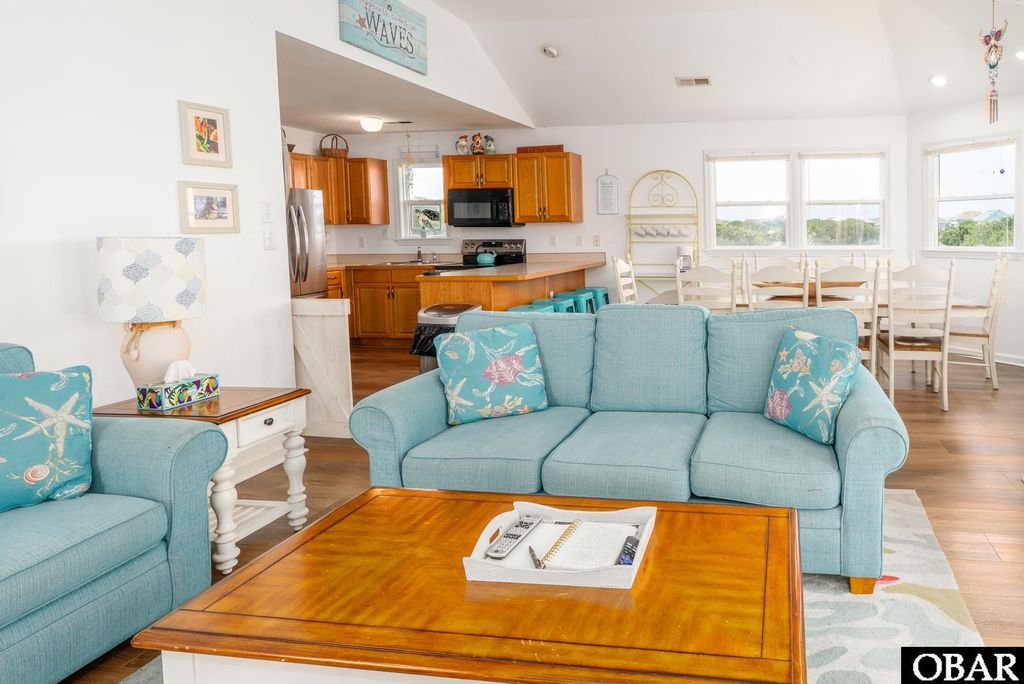Image 9 of property listing at 631 Skimmer Court Lot 17, Corolla, NC 27927