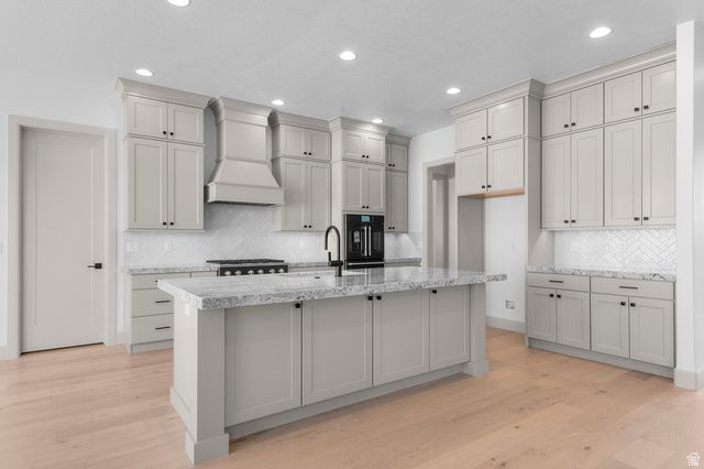 238 W 3175 N, Pleasant View, UT 84414