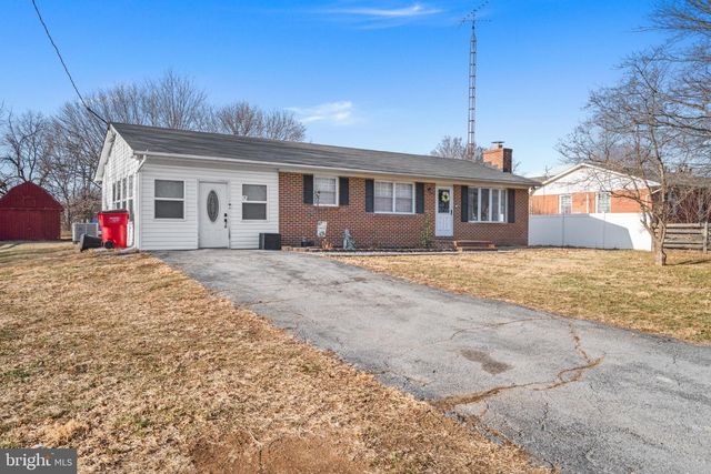 76 FELLOWSHIP CT, Martinsburg, WV 25405
