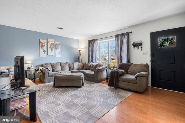 76 FELLOWSHIP CT, Martinsburg, WV 25405