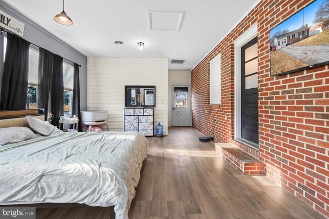 76 FELLOWSHIP CT, Martinsburg, WV 25405